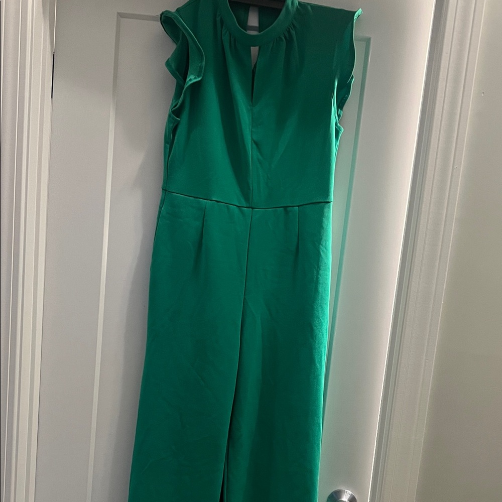 Women’s Green Sleeveless Jumpsuit